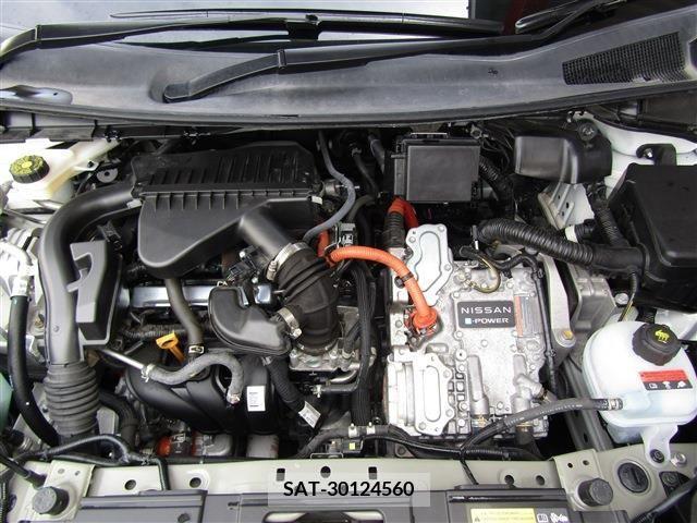 Nissan NOTE 2022-03 233742-17