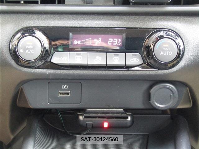 Nissan NOTE 2022-03 233742-12