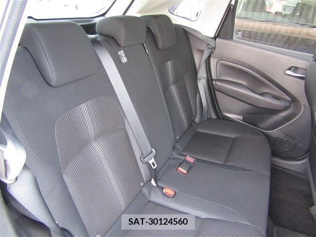 Nissan NOTE 2022-03 233742-6