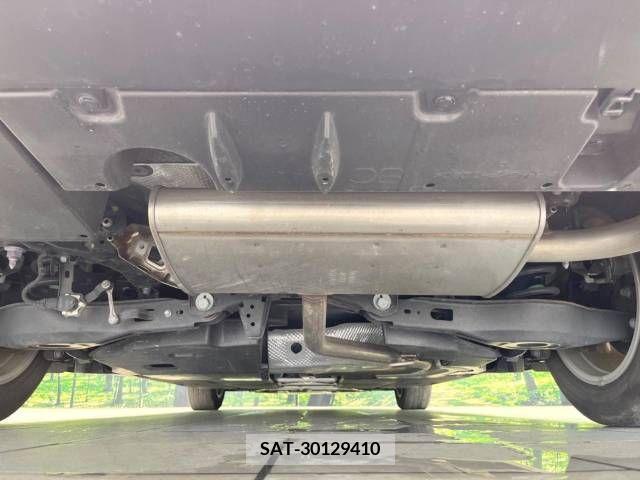 Toyota PRIUS PHV 2017-08 366801-19