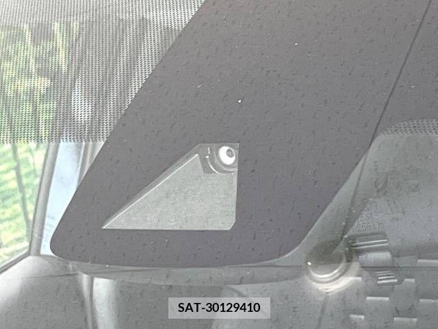 Toyota PRIUS PHV 2017-08 366801-2