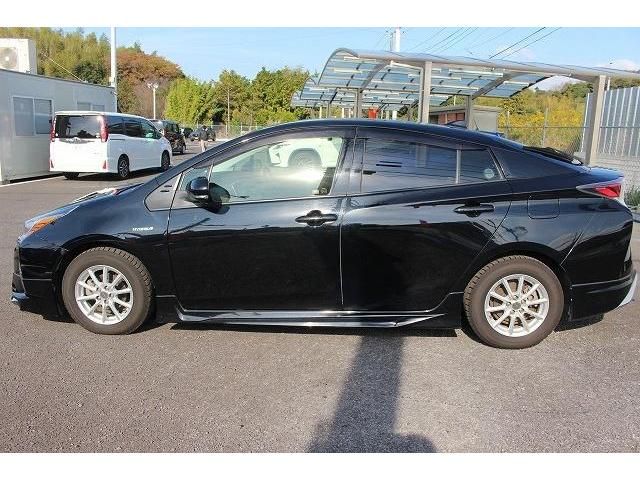 Toyota PRIUS 2016-02 193673-8
