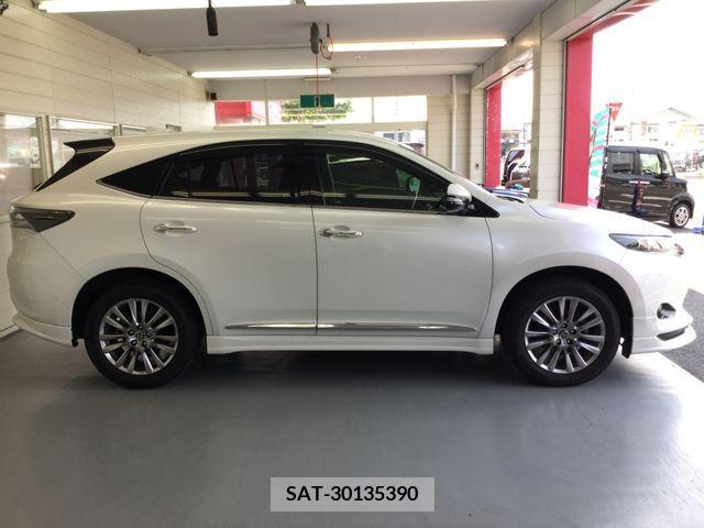Toyota HARRIER 2015-10 396748-7