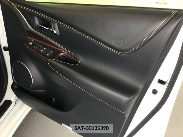 Toyota HARRIER 2015-10 396748-13
