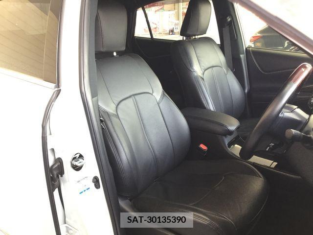Toyota HARRIER 2015-10 396748-24