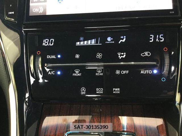 Toyota HARRIER 2015-10 396748-21