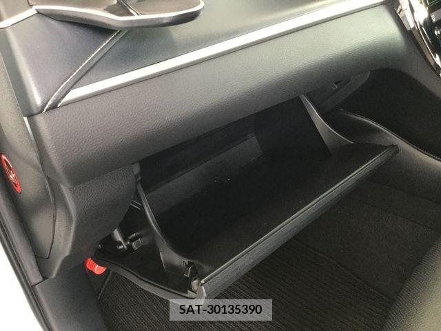 Toyota HARRIER 2015-10 396748-22