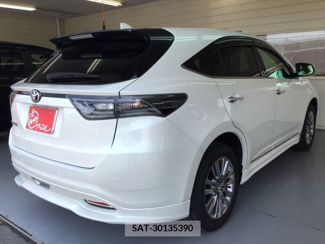 Toyota HARRIER 2015-10 396748-2