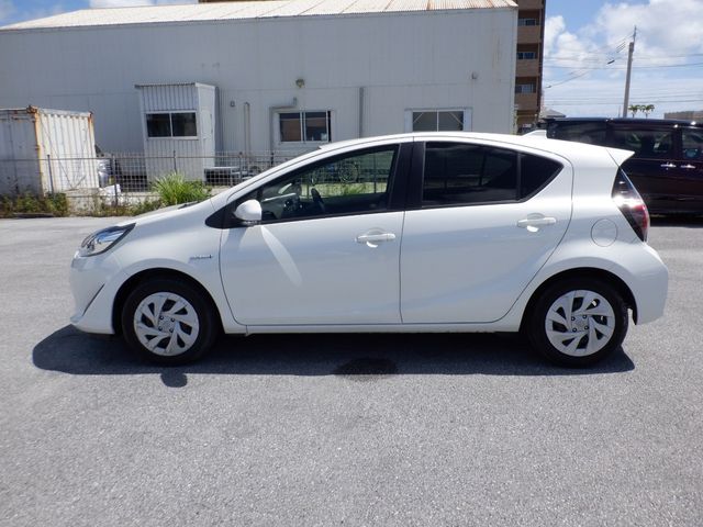 Toyota AQUA 2020-07 7107-6