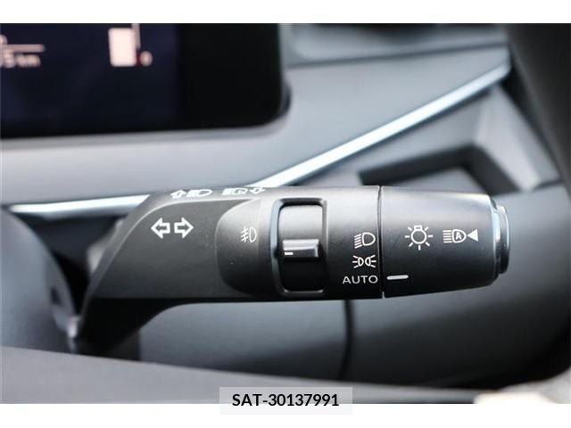 Nissan NOTE 2021-01 331481-16