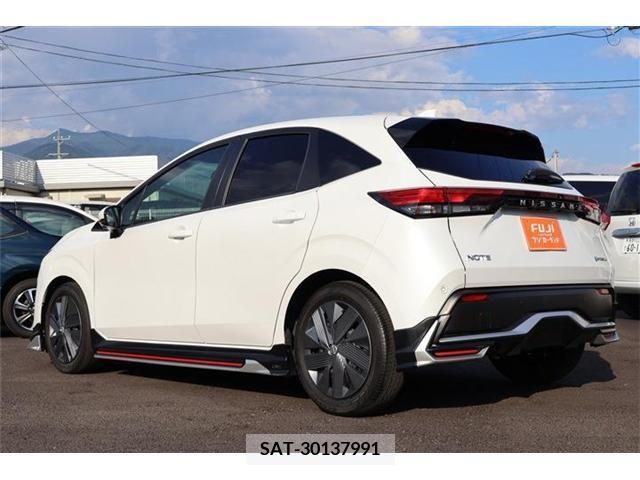 Nissan NOTE 2021-01 331481-1