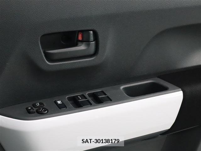 Mazda FLAIR CROSSOVER 2016-01 219341-3