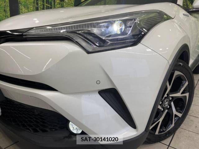 Toyota C-HR 2018-04 323036-12