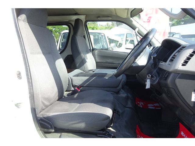 Toyota REGIUSACE VAN 2012-03 21961-15