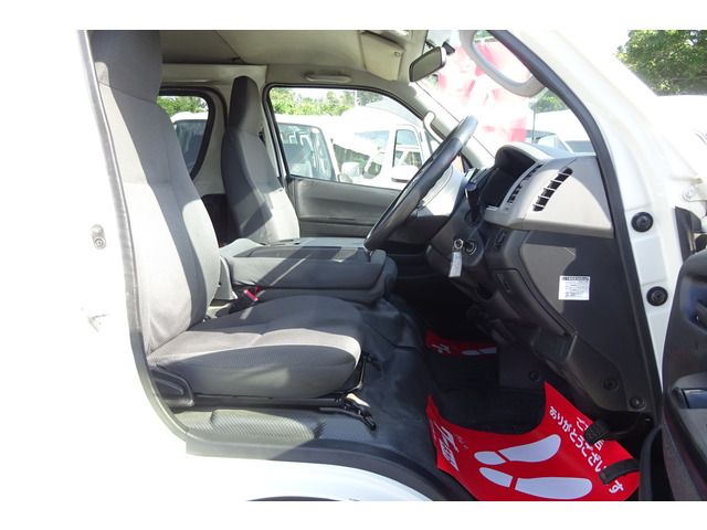 Toyota REGIUSACE VAN 2012-03 21961-14