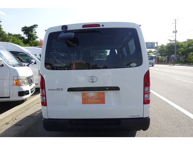 Toyota REGIUSACE VAN 2012-03 21961-11