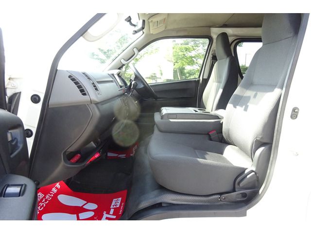Toyota REGIUSACE VAN 2012-03 21961-17