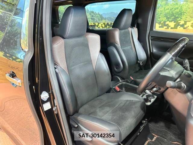 Toyota ALPHARD 2017-09 281104-7