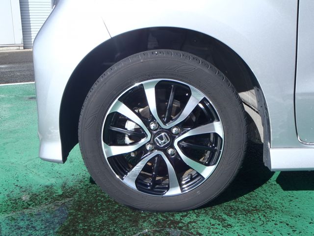 Honda N BOX CUSTOM 2018-11 184104-6
