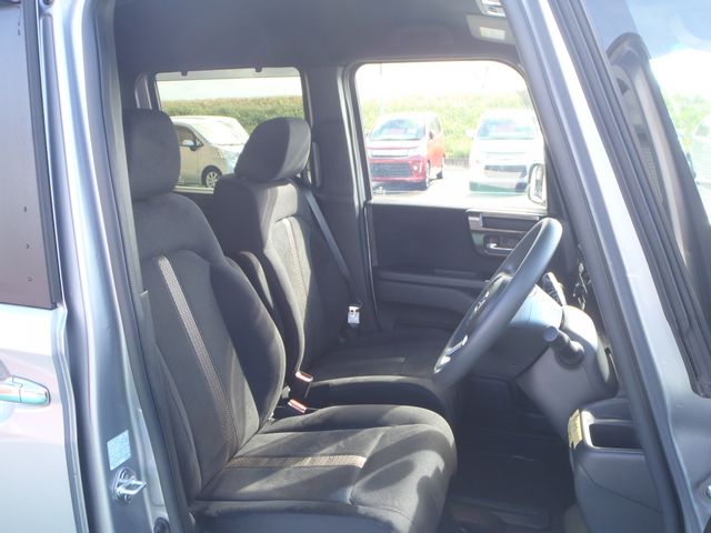 Honda N BOX CUSTOM 2018-11 184104-8