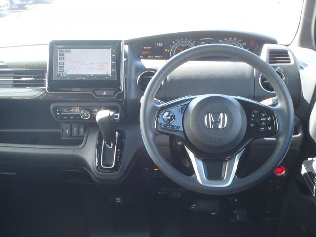 Honda N BOX CUSTOM 2018-11 184104-1