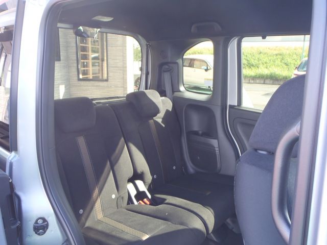 Honda N BOX CUSTOM 2018-11 184104-9