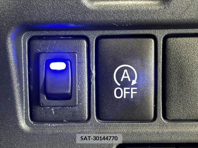 Toyota VOXY 2014-04 348910-21