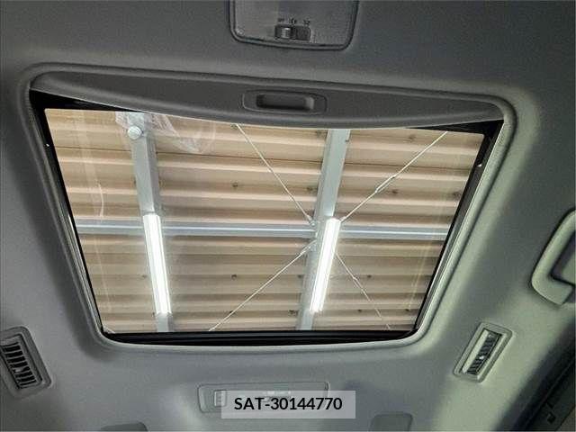 Toyota VOXY 2014-04 348910-26