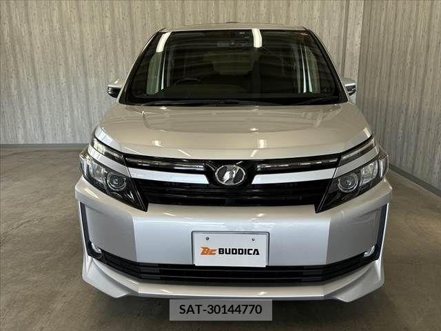 Toyota VOXY 2014-04 348910-8
