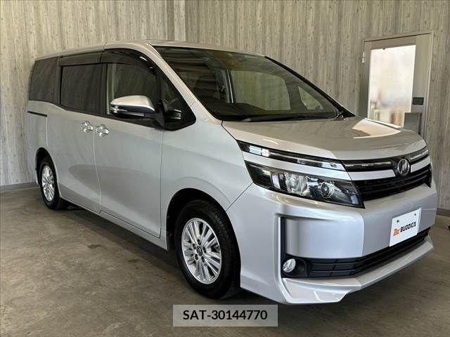 Toyota VOXY 2014-04 348910-7
