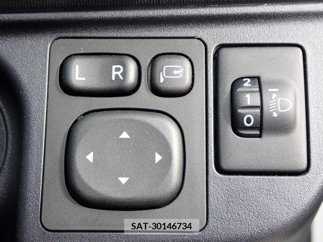 Toyota AQUA 2018-12 291710-9