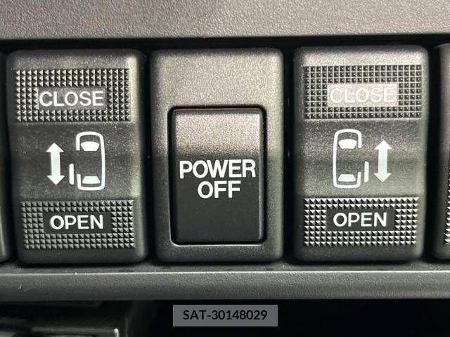 Mazda BIANTE 2011-02 250334-2