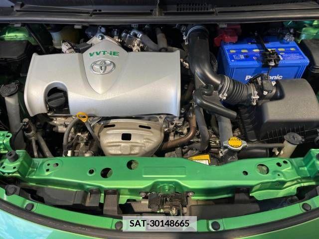 Toyota SIENTA 2016-06 383732-19