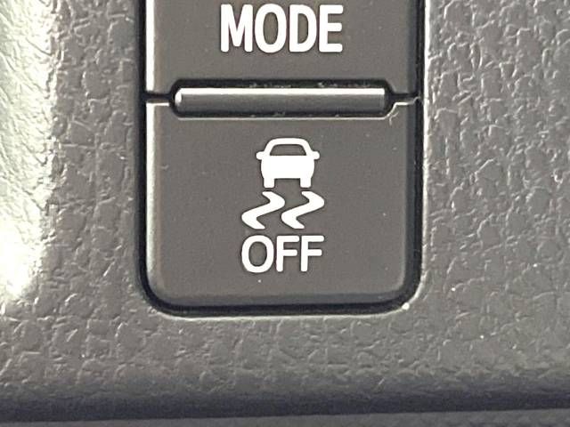 Toyota VOXY 2015-09 15154-6