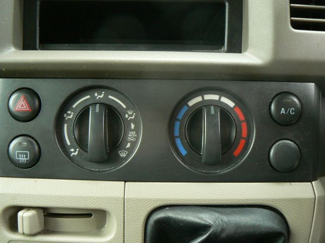 Suzuki EVERY 2014-01 188183-8
