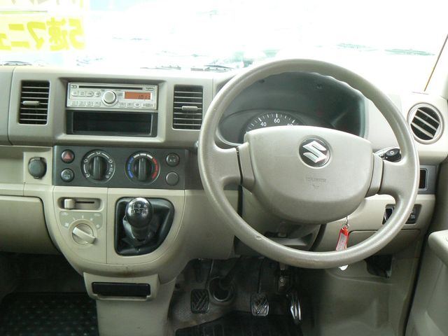 Suzuki EVERY 2014-01 188183-4