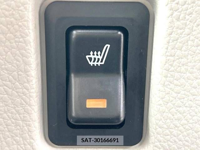 Mitsubishi EK SPACE 2016-12 300687-6