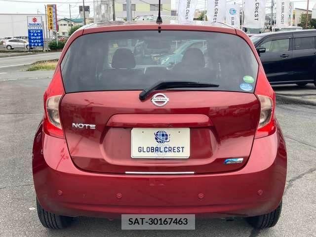 Nissan NOTE 2014-10 302362-6