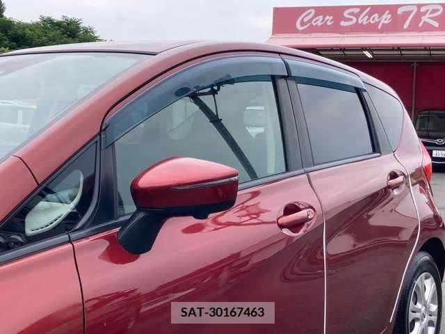 Nissan NOTE 2014-10 302362-3