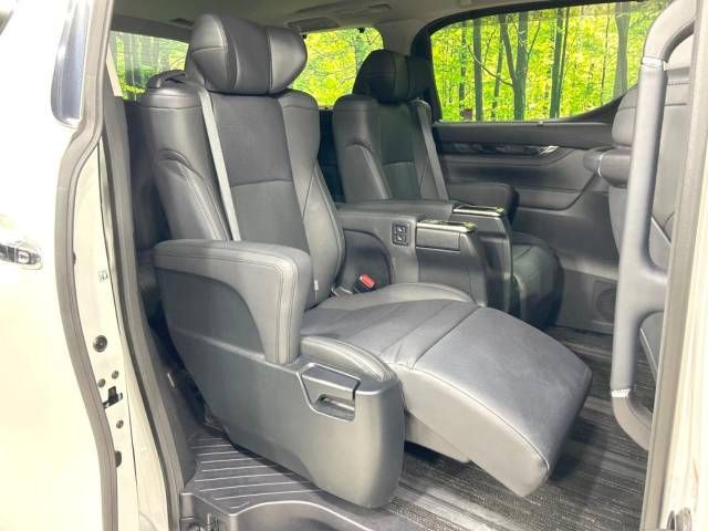Toyota ALPHARD 2022-05 187909-6