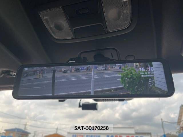 Honda N-VAN 2022-01 307982-4