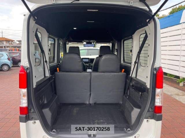 Honda N-VAN 2022-01 307982-11