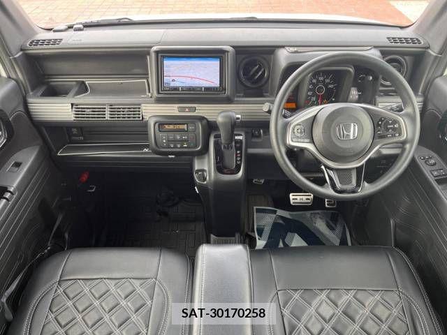 Honda N-VAN 2022-01 307982-1