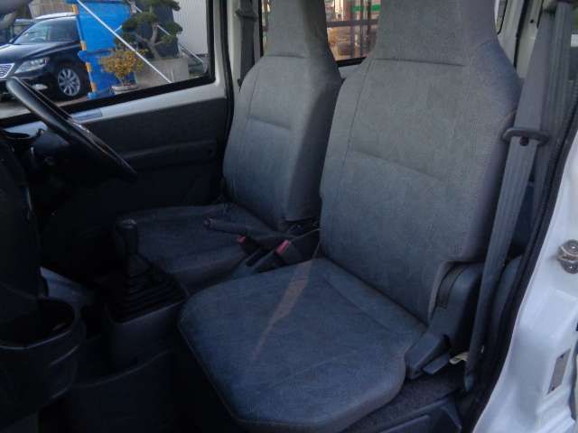 Nissan CLIPPER 2012-12 26461-11