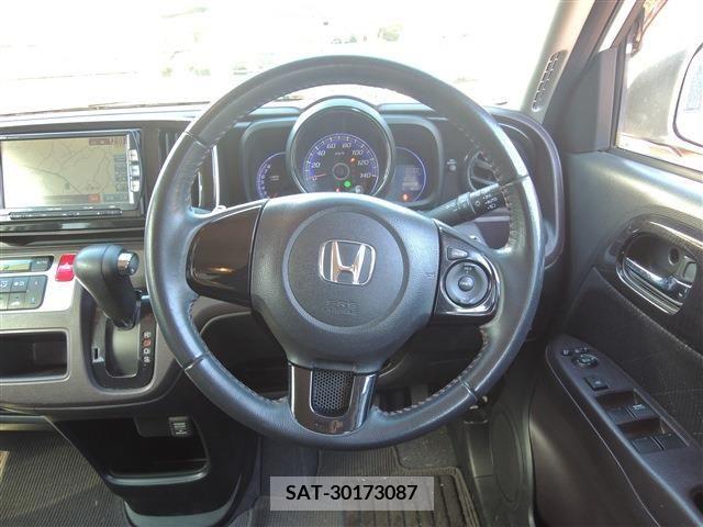 Honda N-ONE 2013-03 218515-18