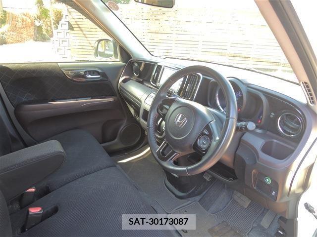 Honda N-ONE 2013-03 218515-14