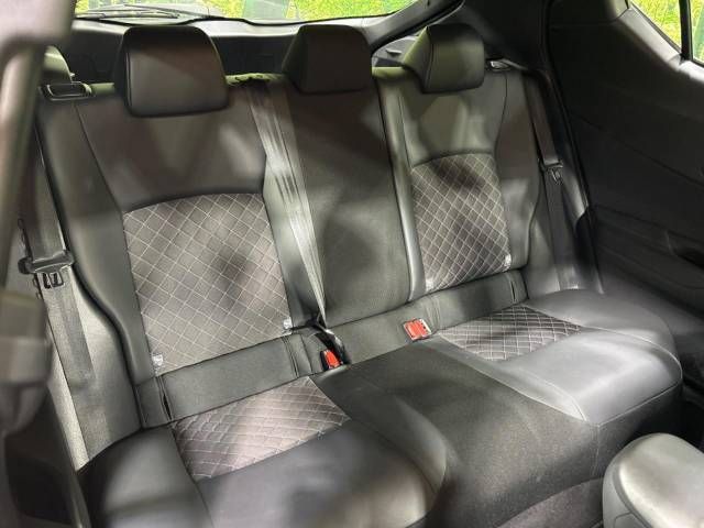 Toyota C-HR 2023-06 26964-9