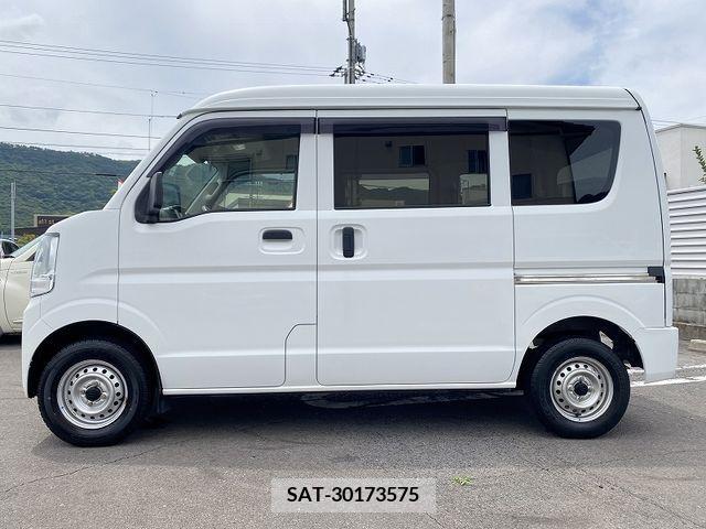 Suzuki EVERY 2020-05 301617-2