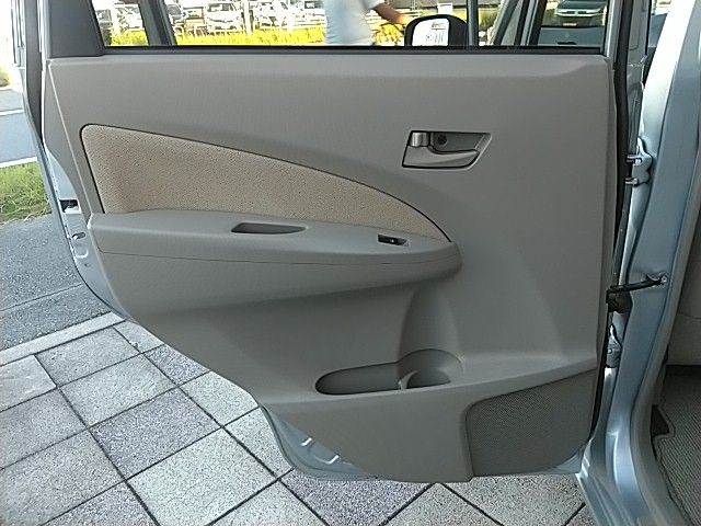 Daihatsu MOVE 2012-11 23955-24