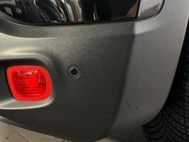 Jeep RENEGADE 2022-06 17174-11